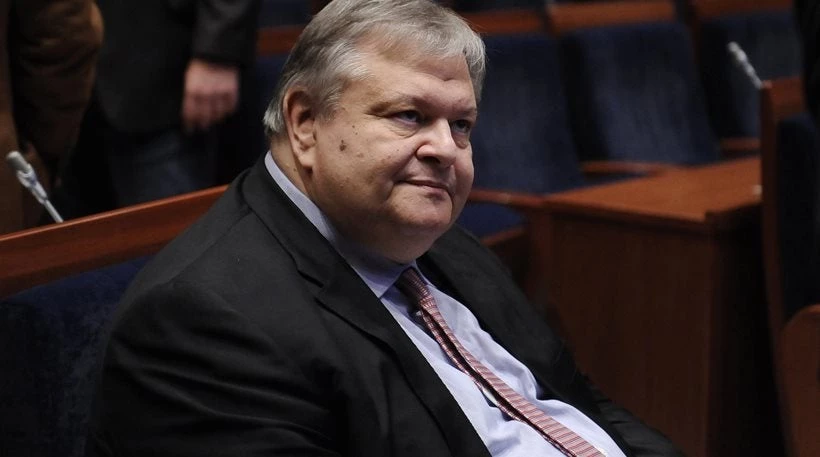 Καταπέλτης ο Βενιζέλος: Υπερψηφίζω με έμφαση την πρόταση δυσπιστίας -Διορθώστε τη συμφωνία